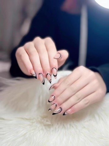 Classic nails